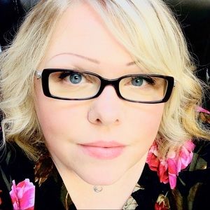 Meet your Posher, Renée